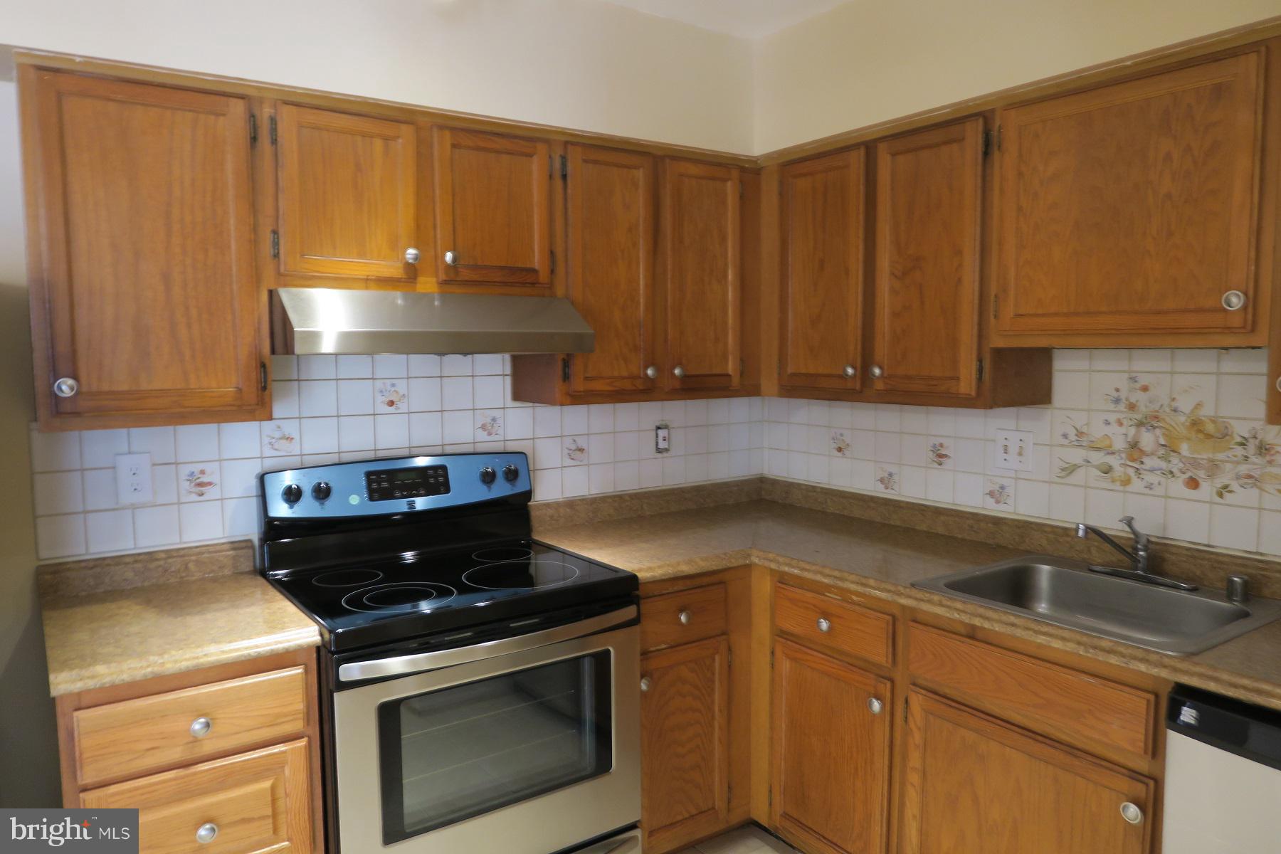 GREENFIELDS - Residential Lease