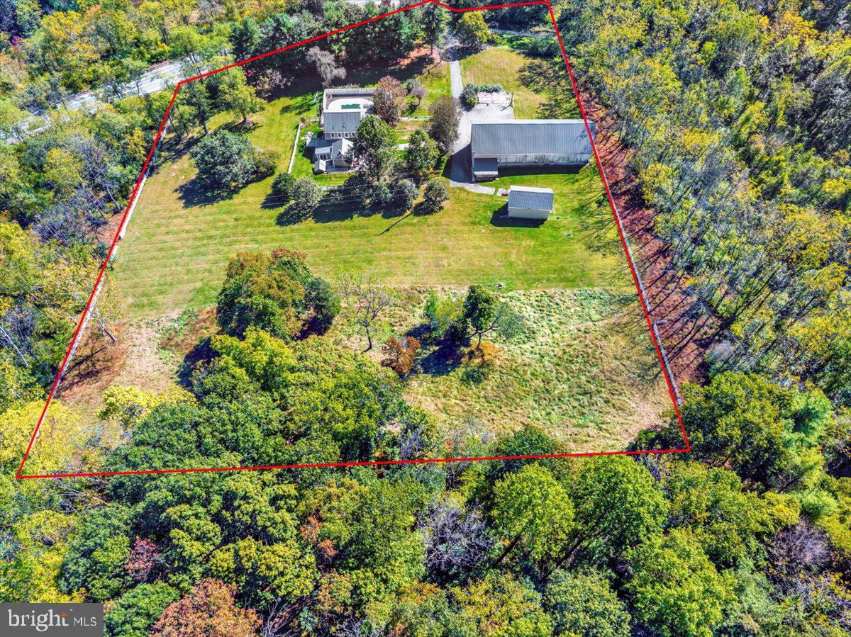 1530 PALISADES DRIVE