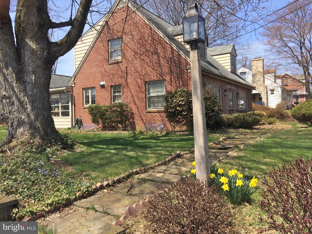 PENN MANOR - Commercial Sale