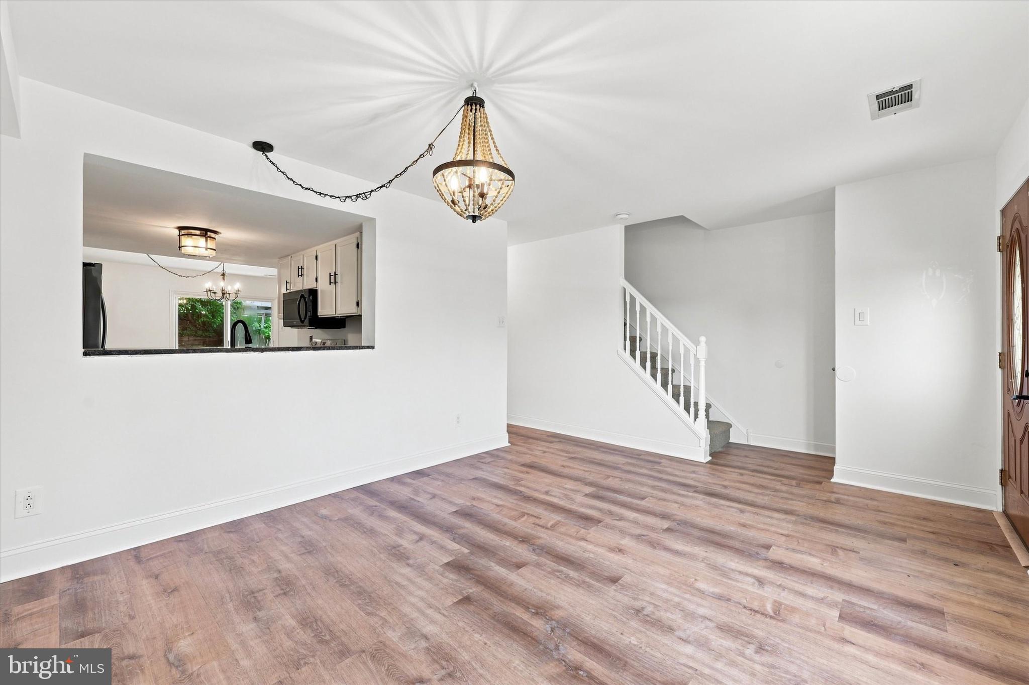 14 KINGSTON TERRACE