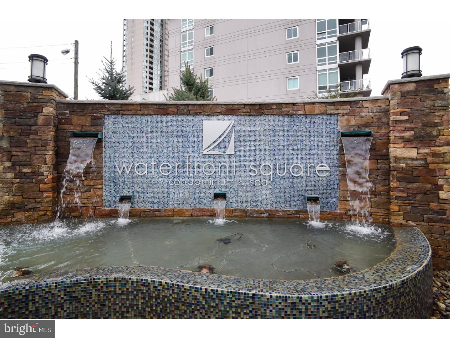 WATERFRONT SQUARE - Residential Lease