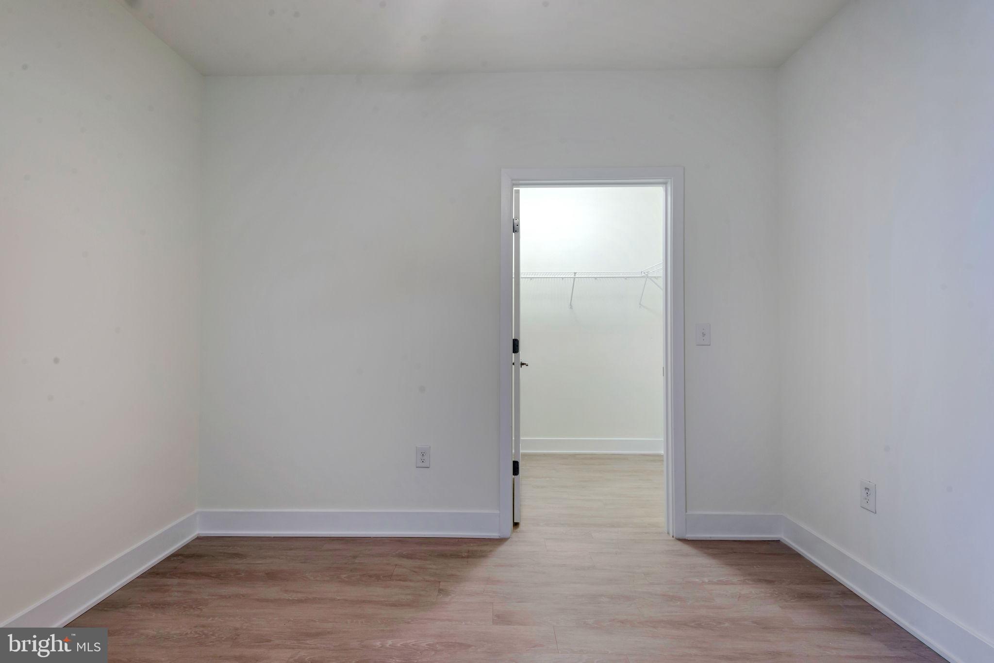 NATIONAL HARBOR - Residential