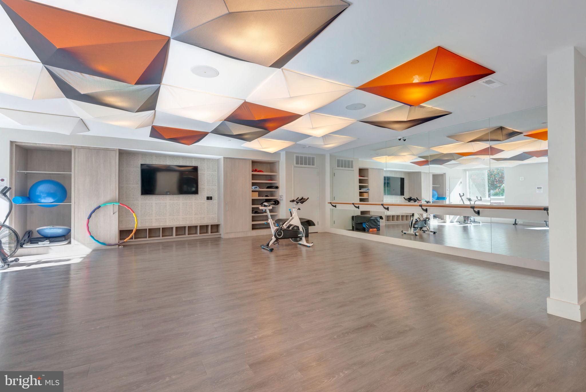 NATIONAL HARBOR - Residential