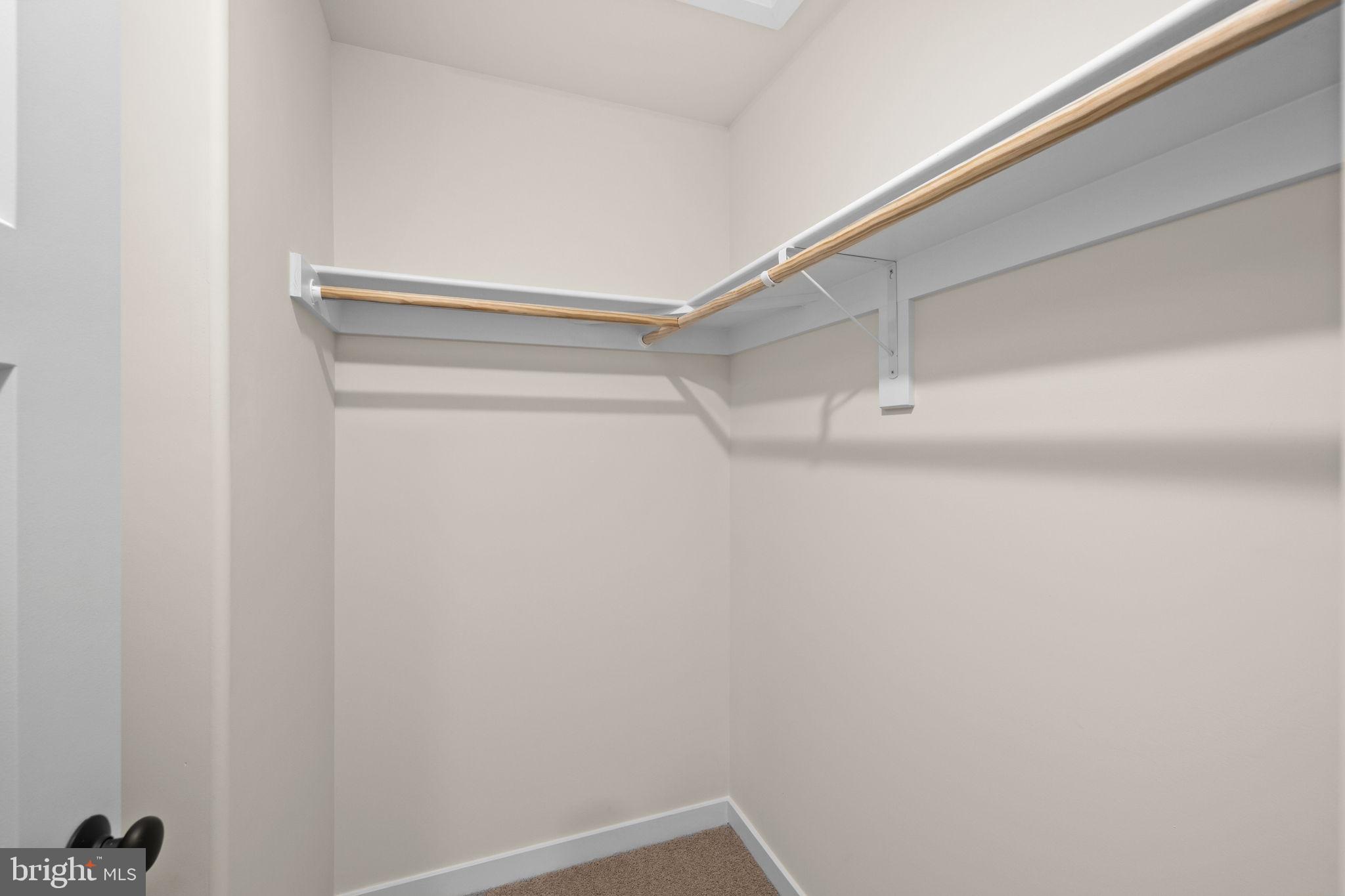 PRESIDENTIAL LAKES - Residential