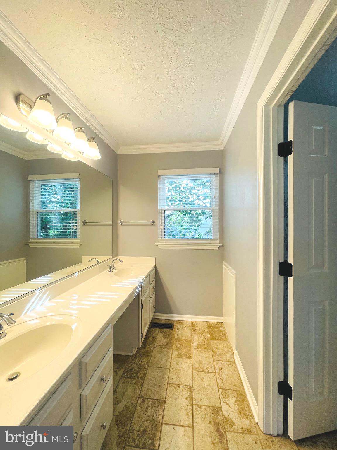 GOLF VIEW - Residential