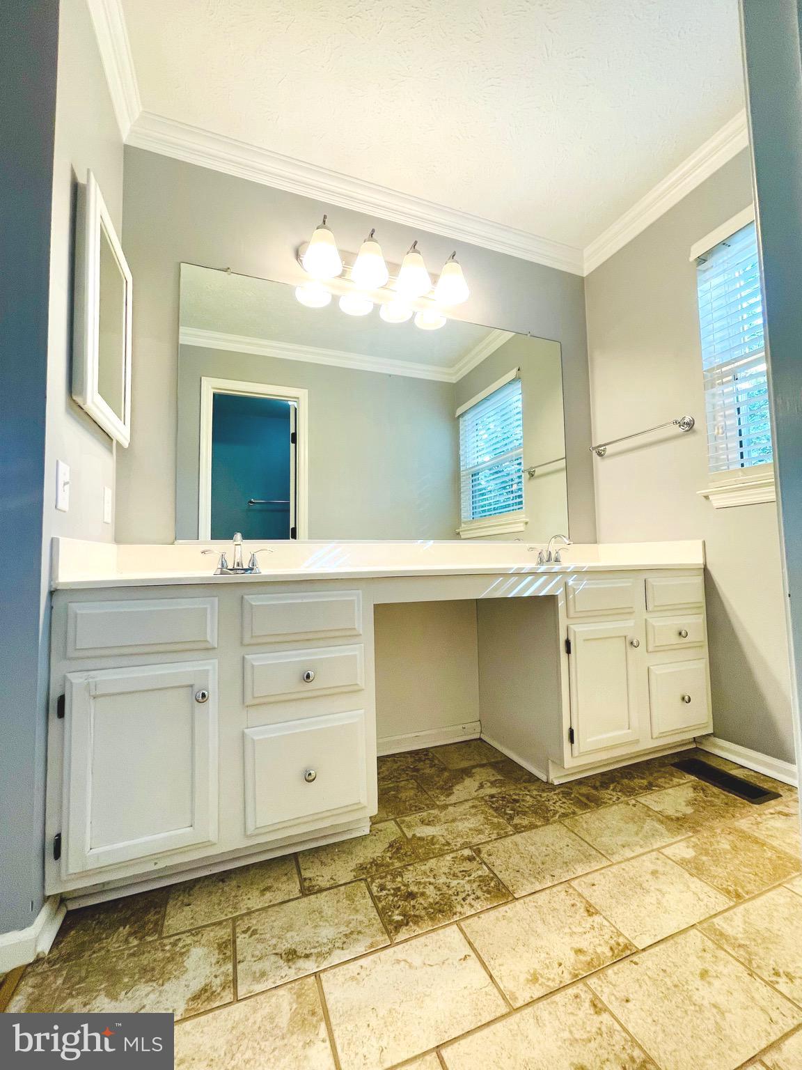 GOLF VIEW - Residential