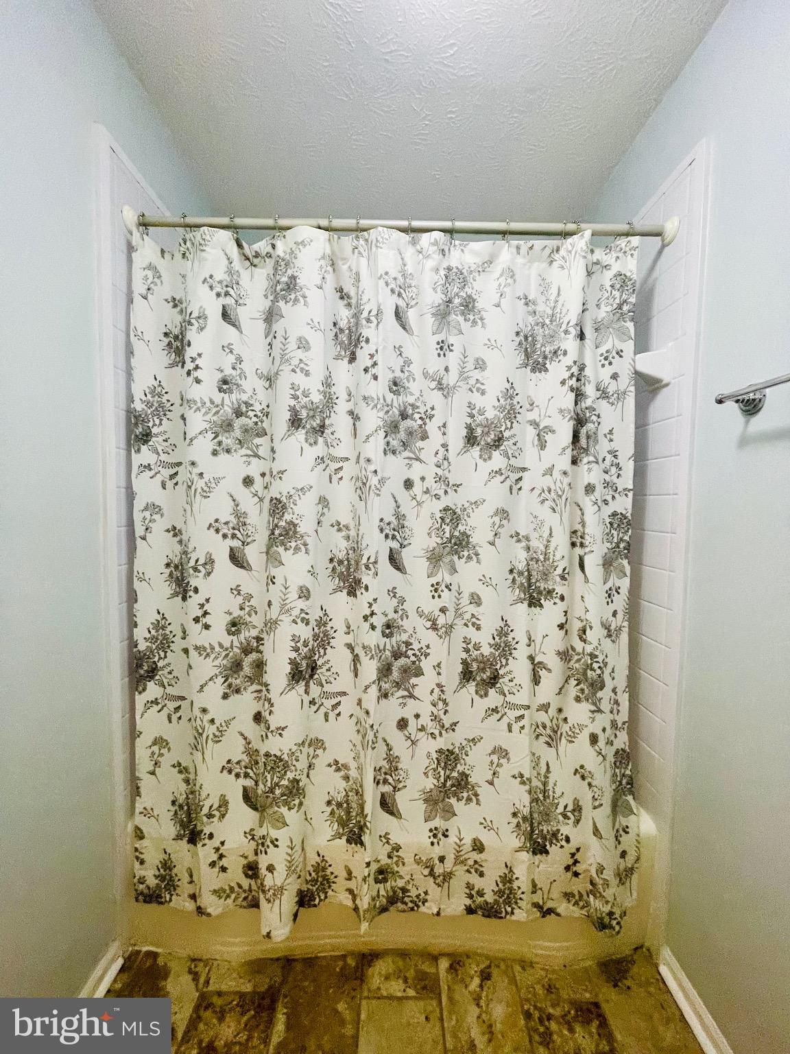 GOLF VIEW - Residential