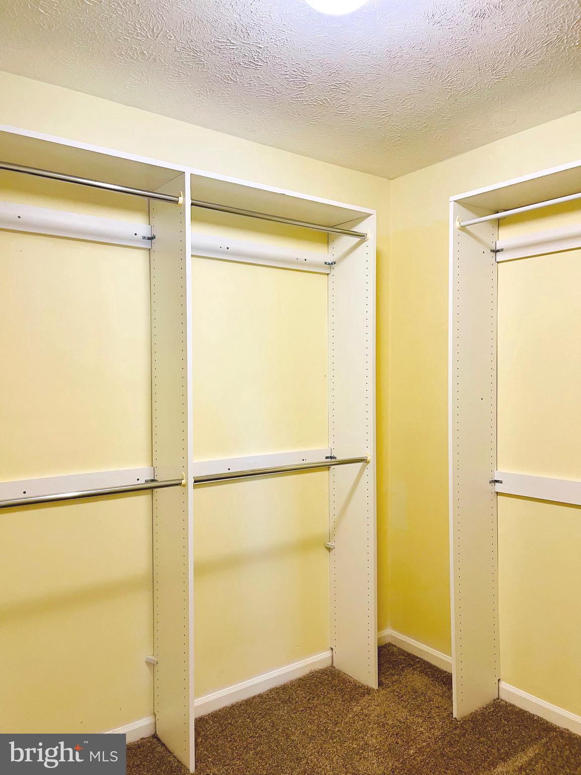 GOLF VIEW - Residential