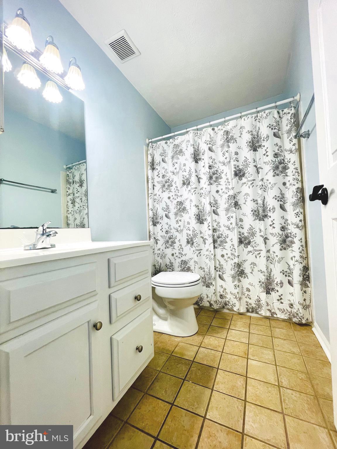 GOLF VIEW - Residential