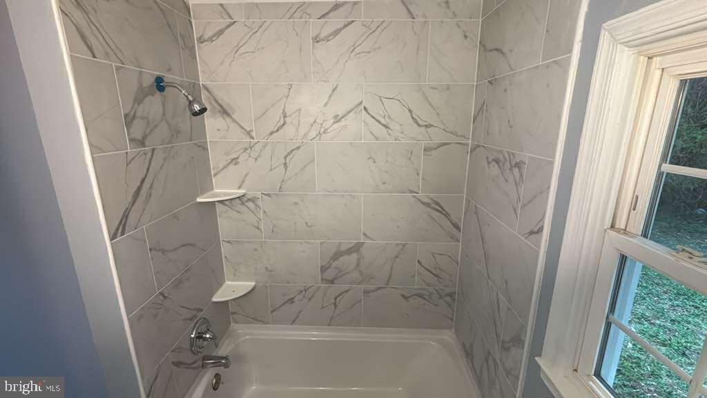 PROVIDENCE COURT - Residential