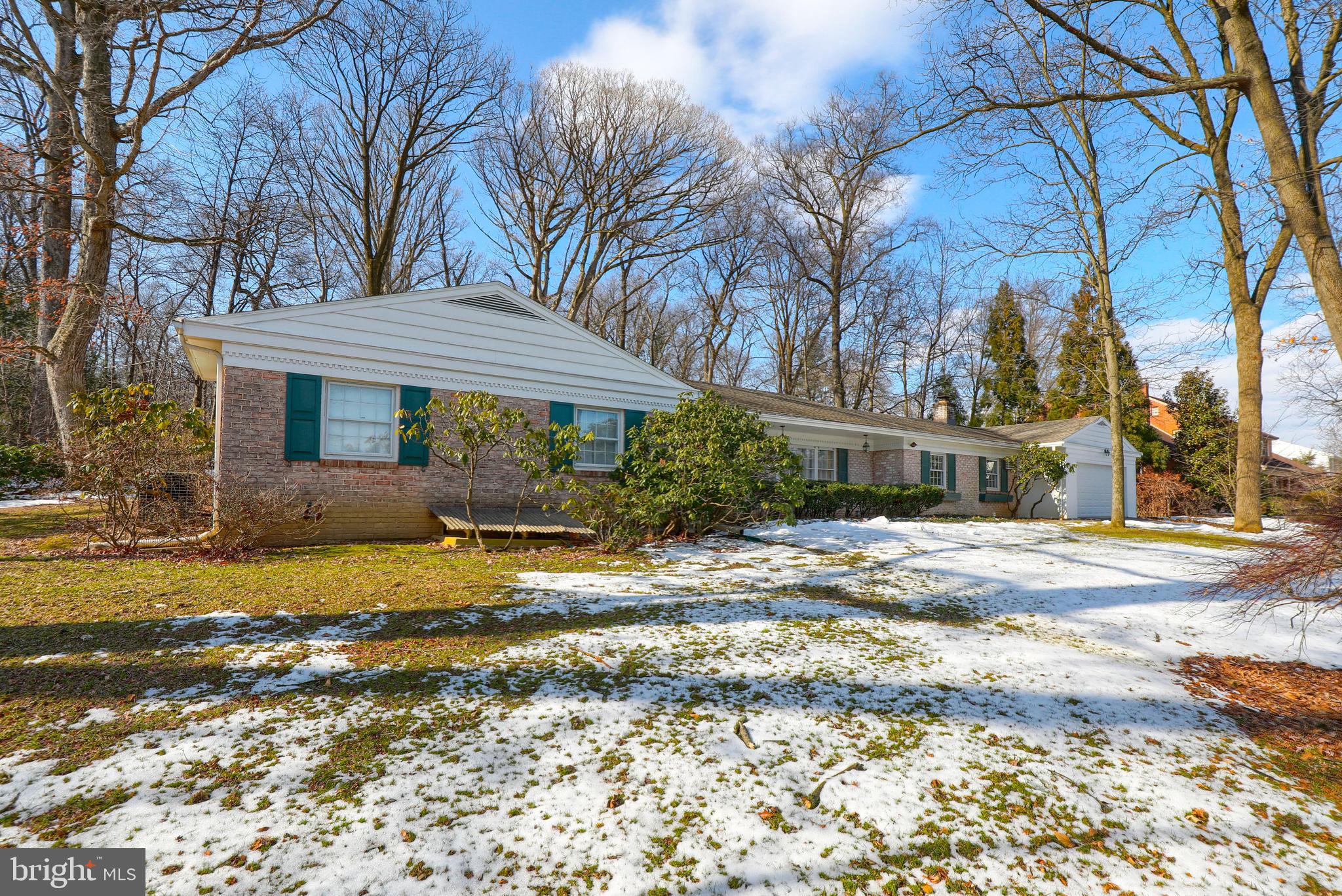 MISSION HILLS - Residential