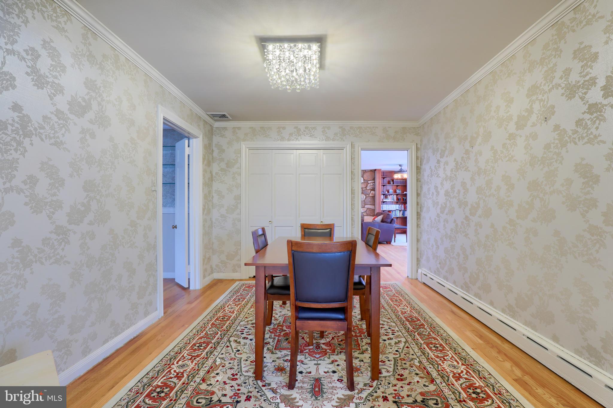 MISSION HILLS - Residential