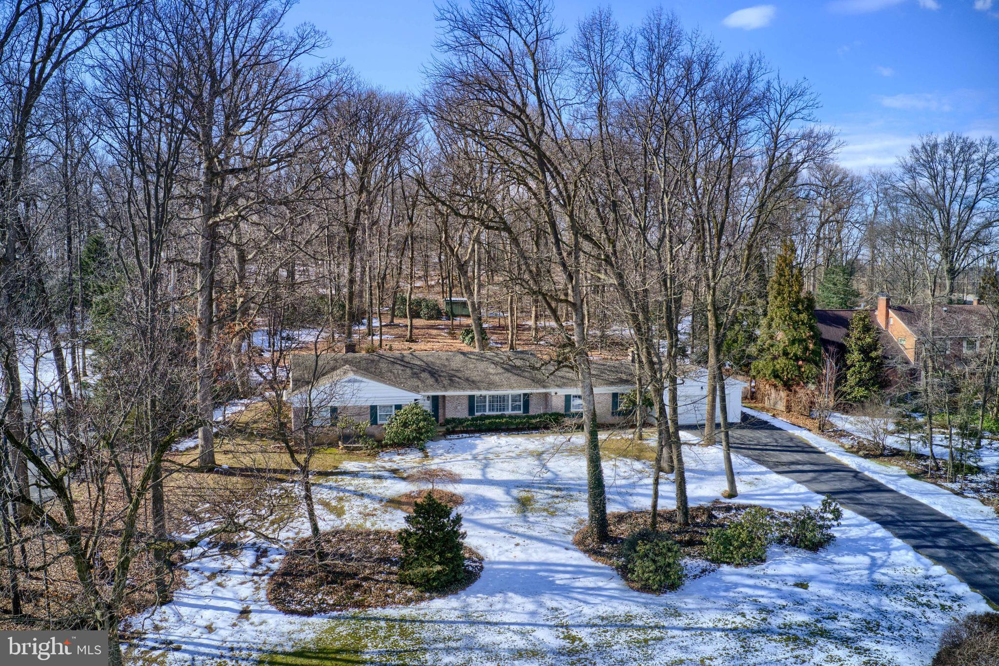 MISSION HILLS - Residential