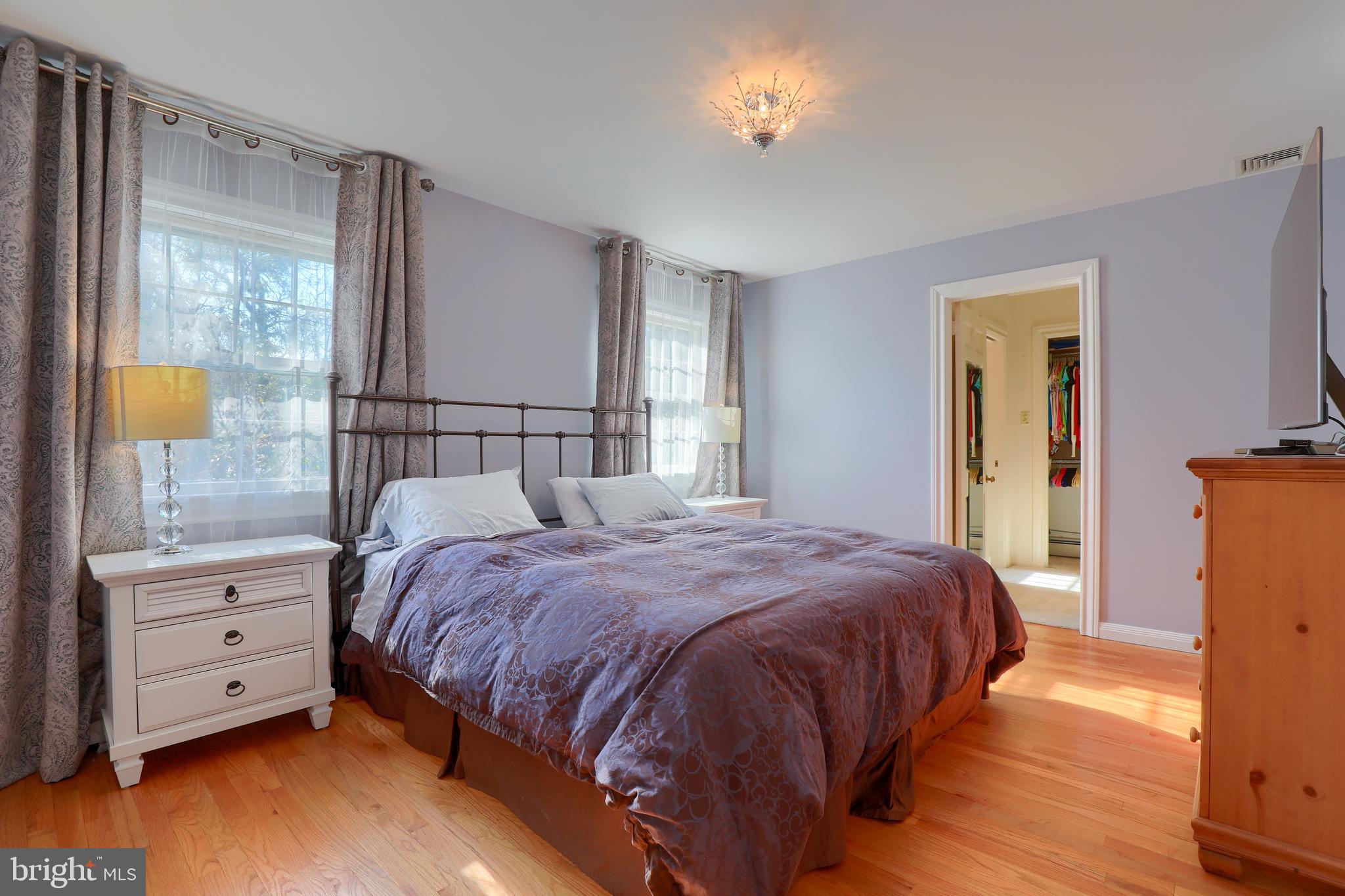 MISSION HILLS - Residential