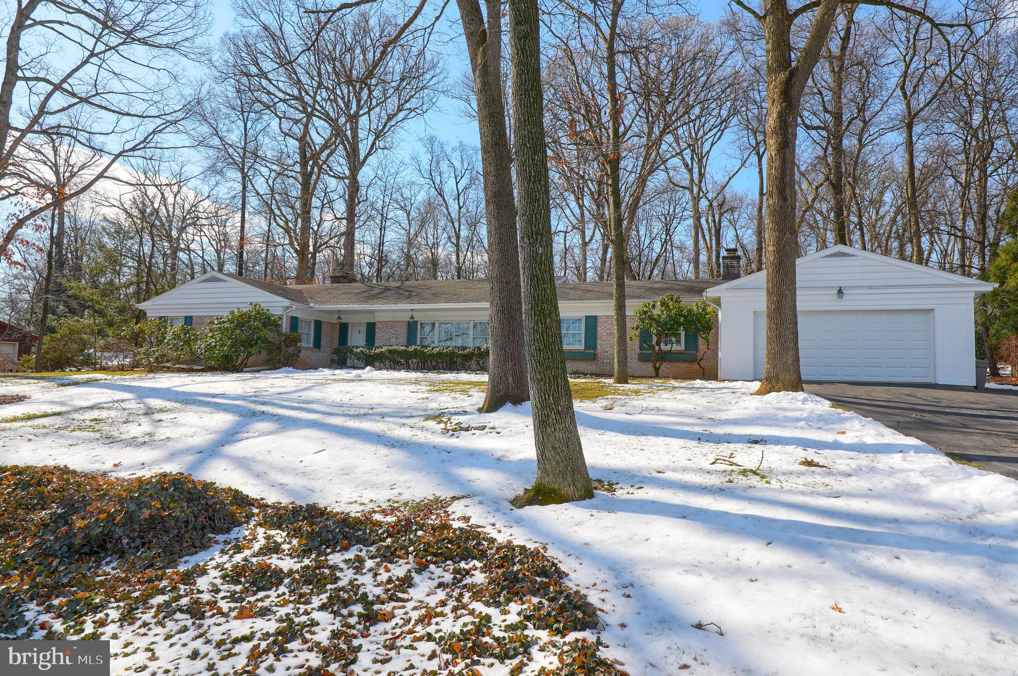 MISSION HILLS - Residential