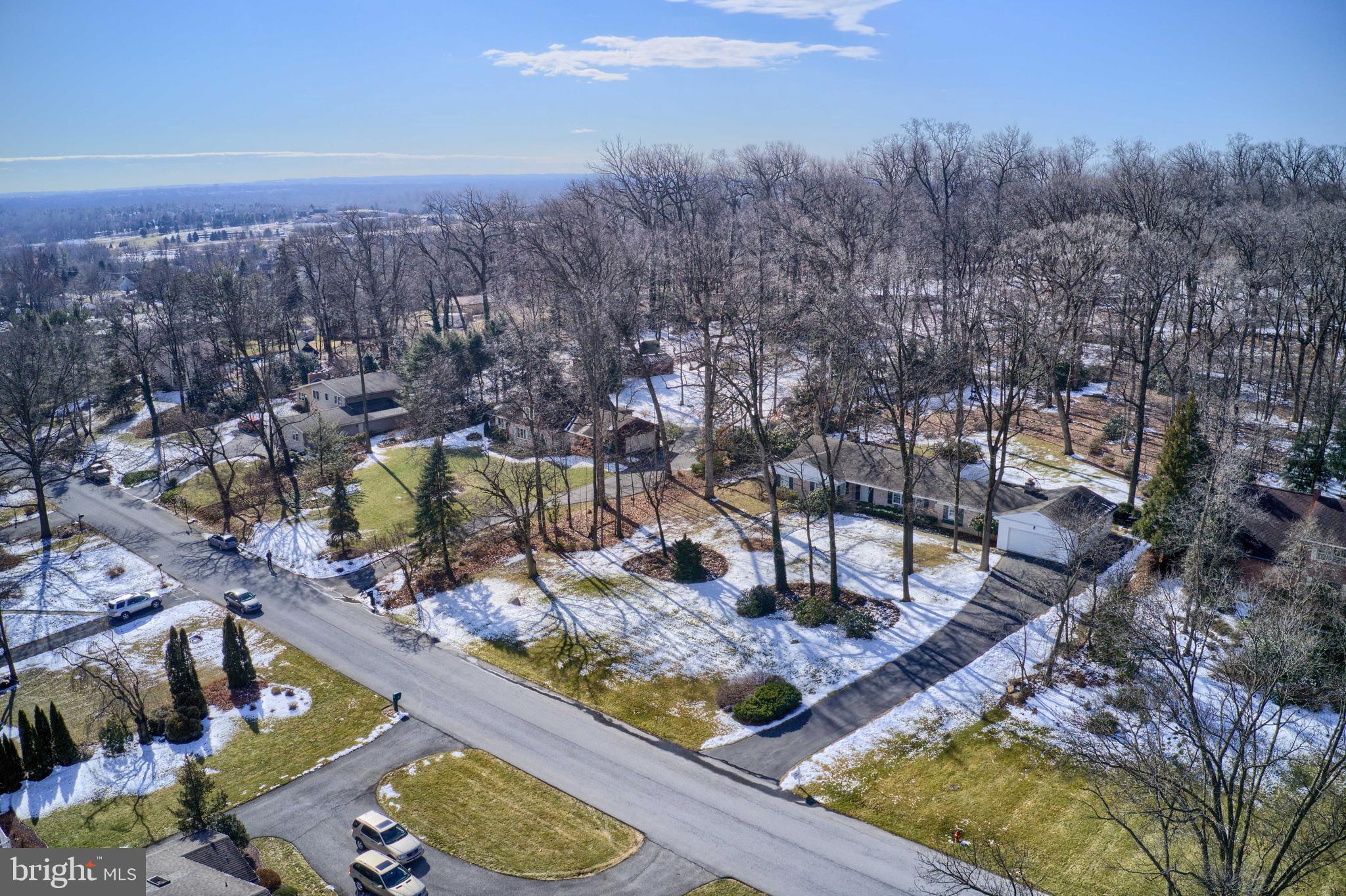 MISSION HILLS - Residential