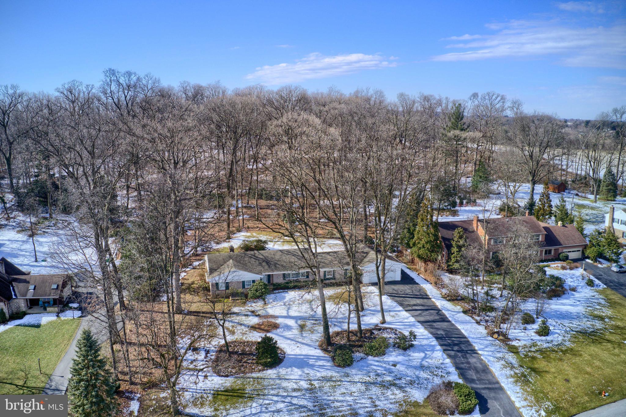 MISSION HILLS - Residential