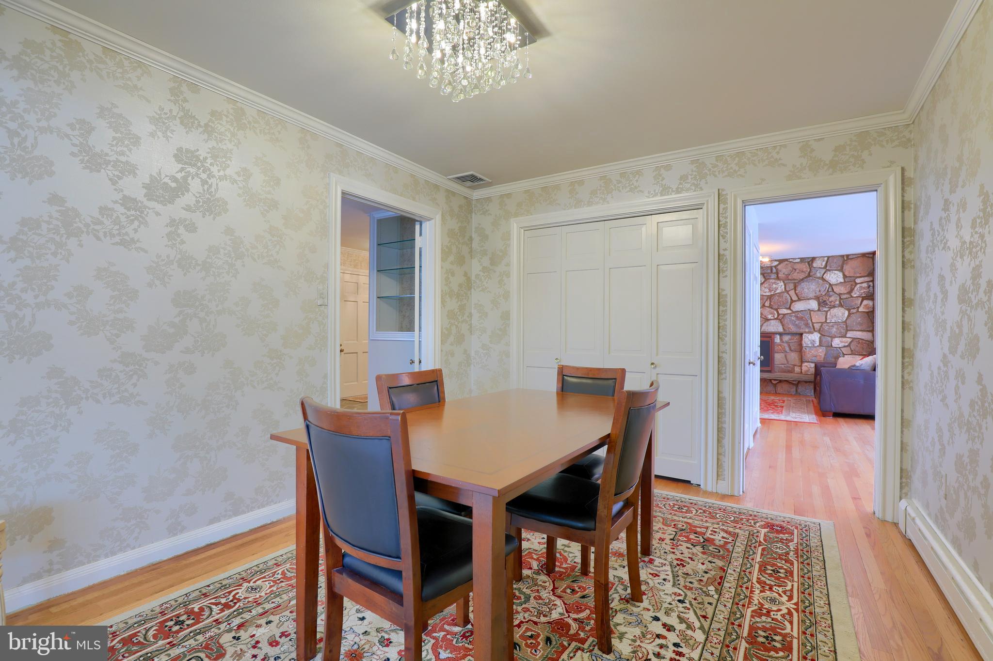 MISSION HILLS - Residential