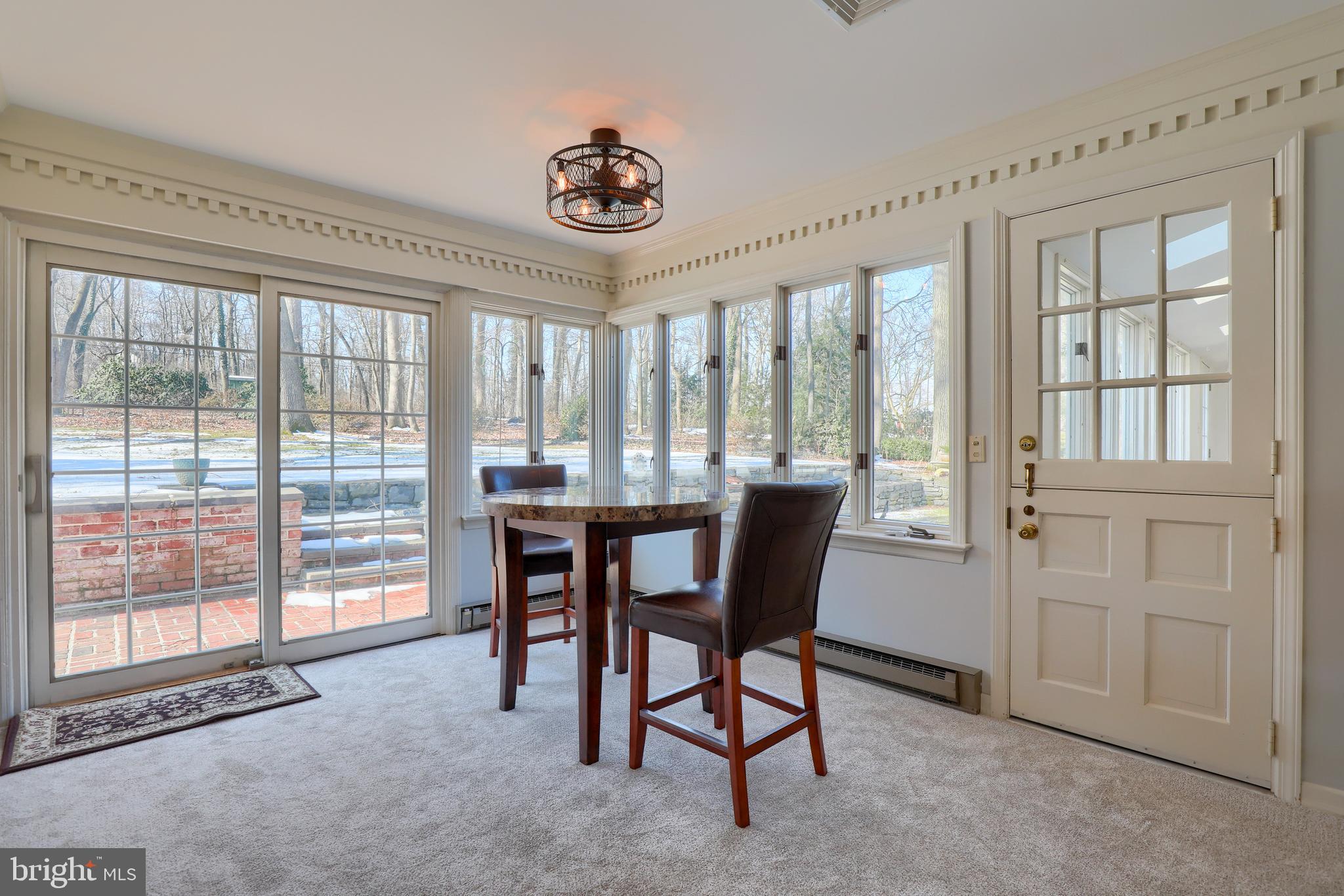 MISSION HILLS - Residential