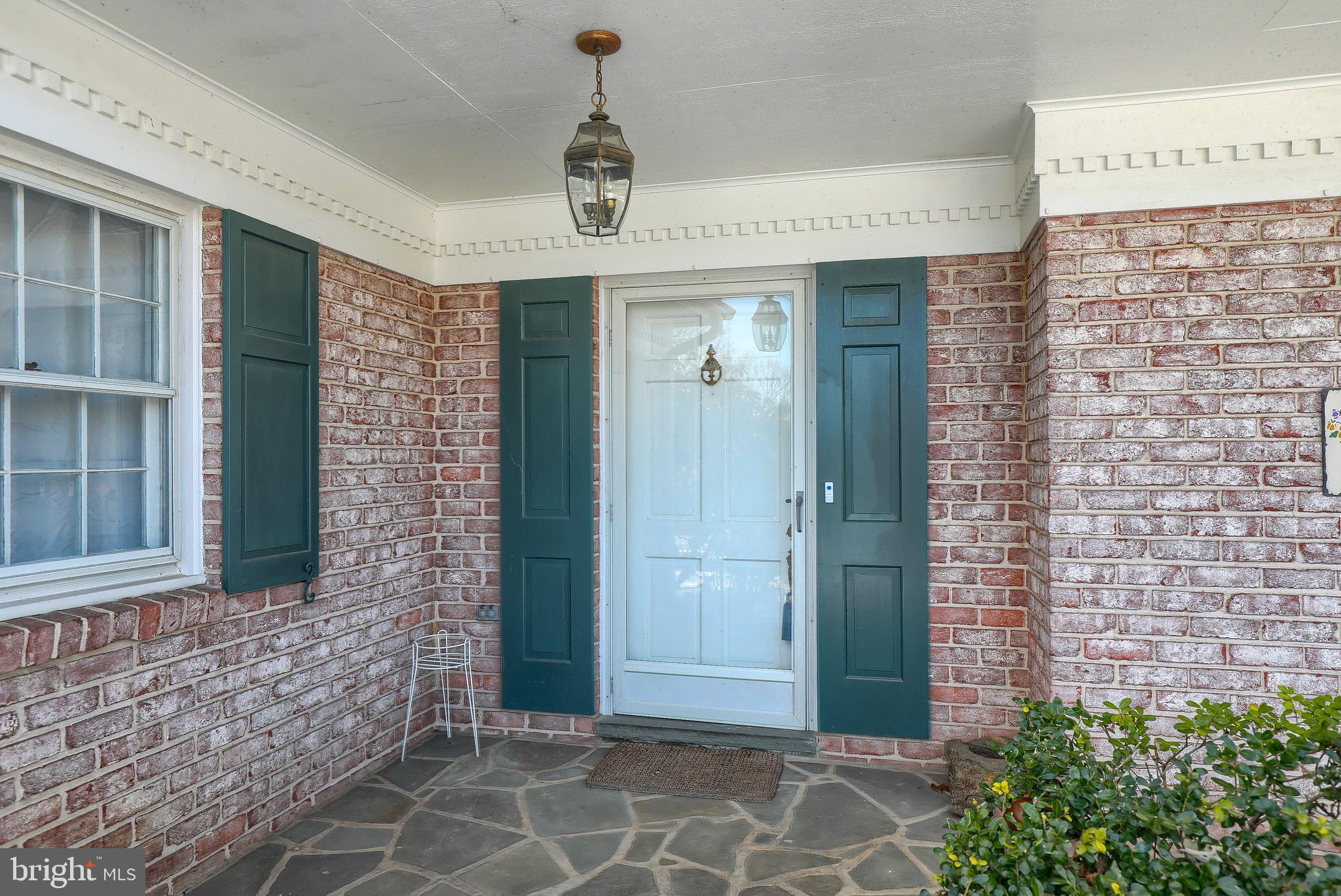 MISSION HILLS - Residential