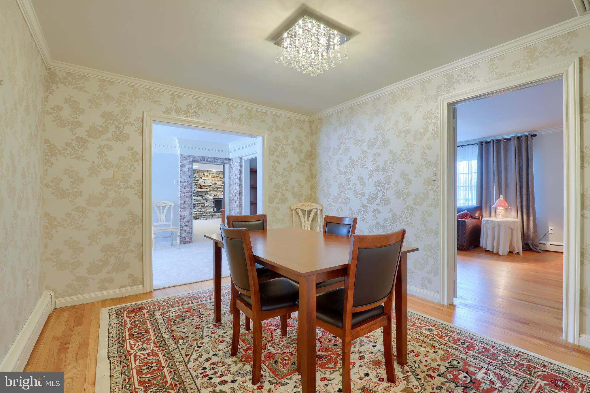 MISSION HILLS - Residential