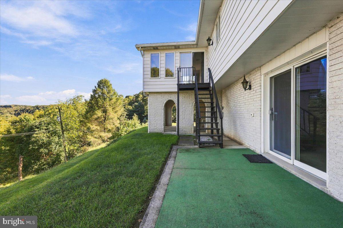 7121 KINGSTEAD DRIVE