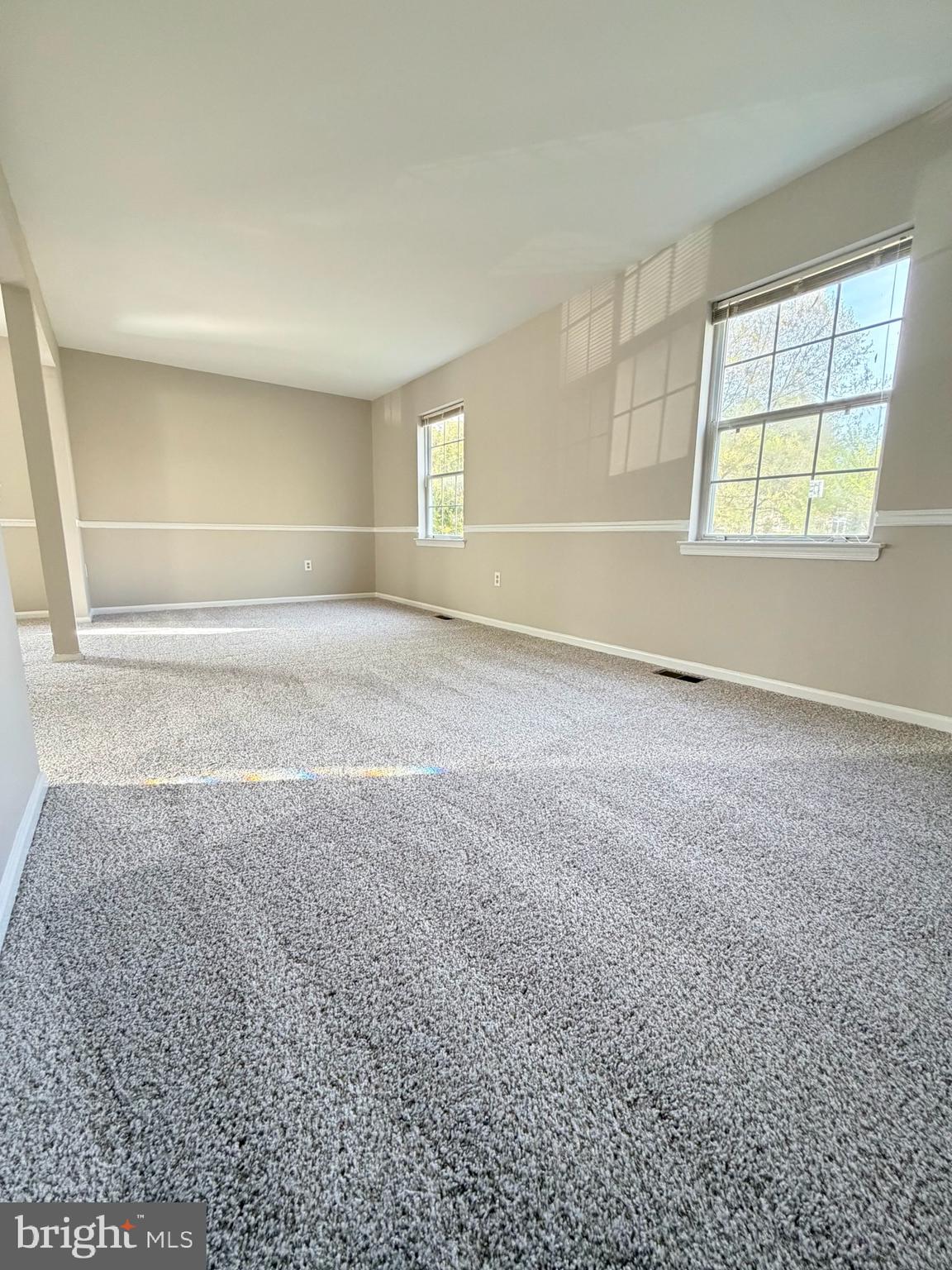 HERITAGE SQUARE NORTH - Residential