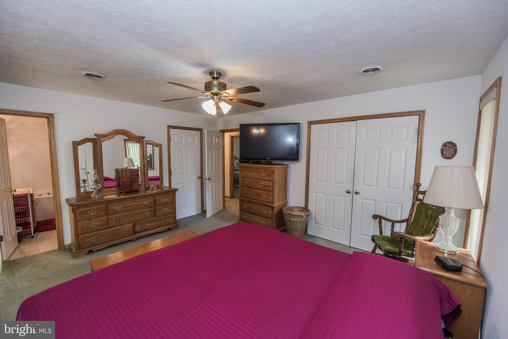 DEER SPRING WOODS - Residential
