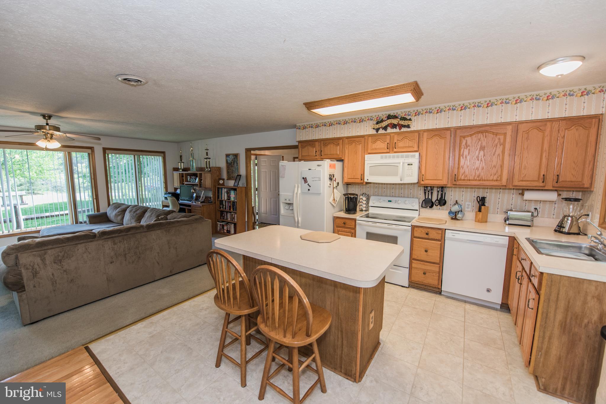 DEER SPRING WOODS - Residential