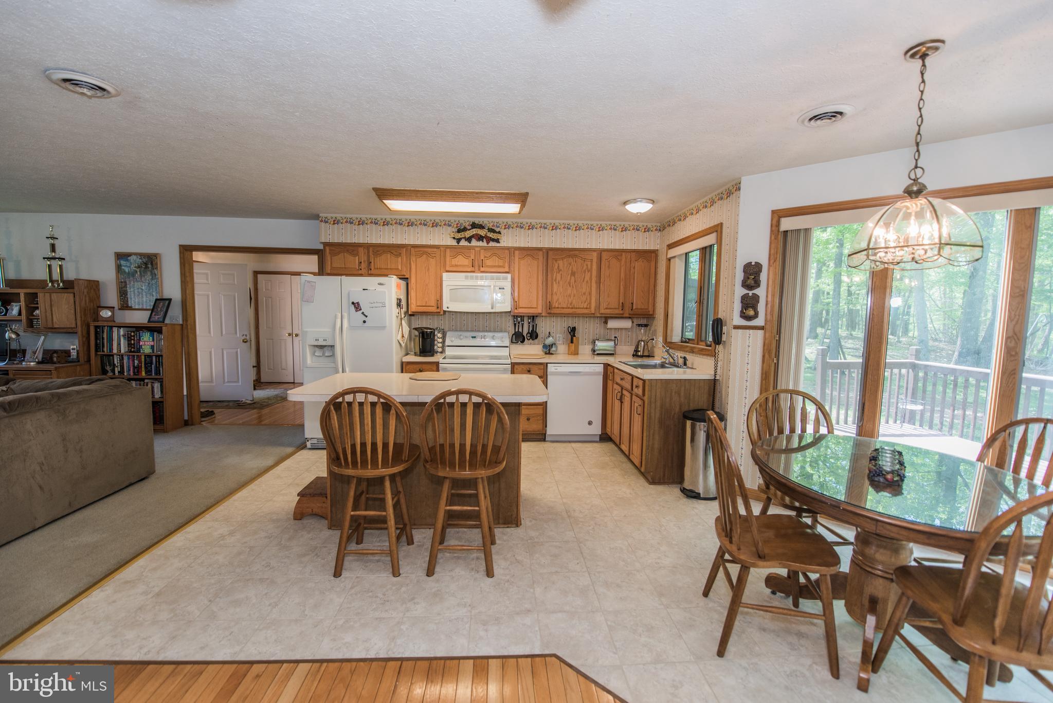 DEER SPRING WOODS - Residential