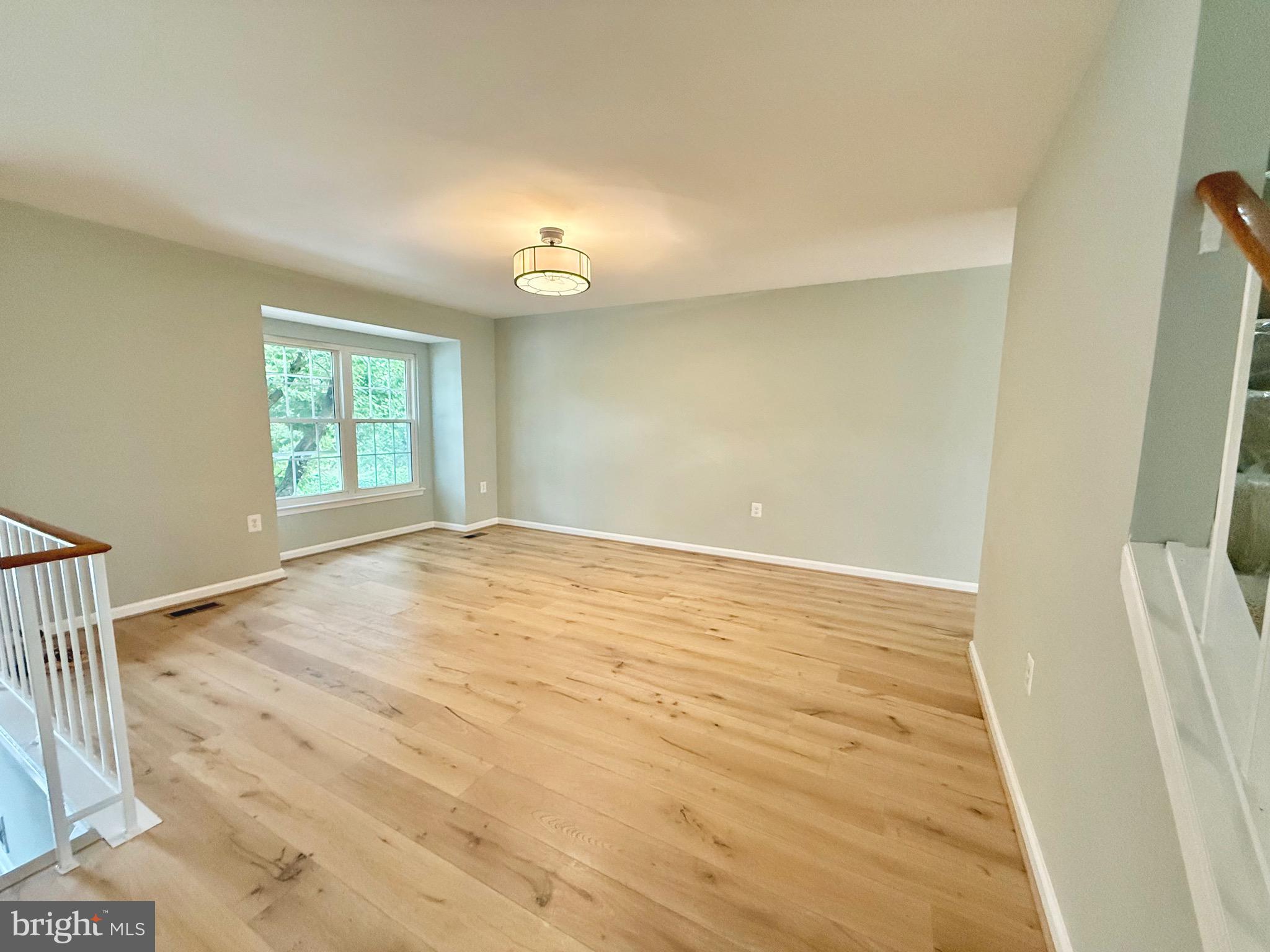 405 AMBERFIELD LANE