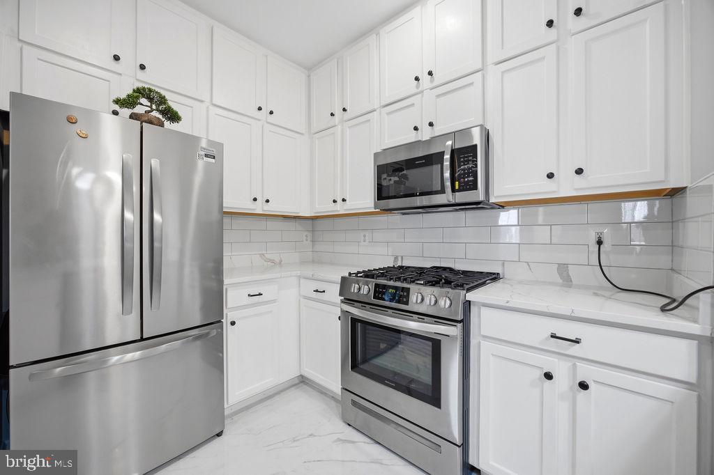 STONEGATE AT FAIRCREST - Residential