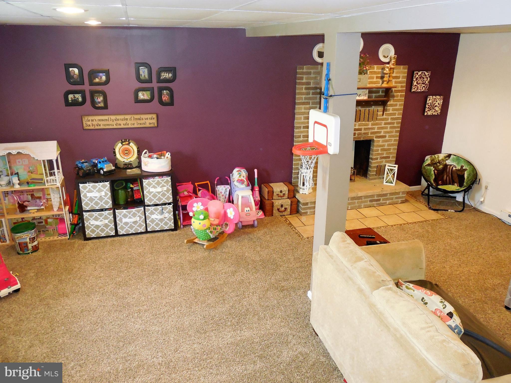 SHERWOOD ACRES - Residential