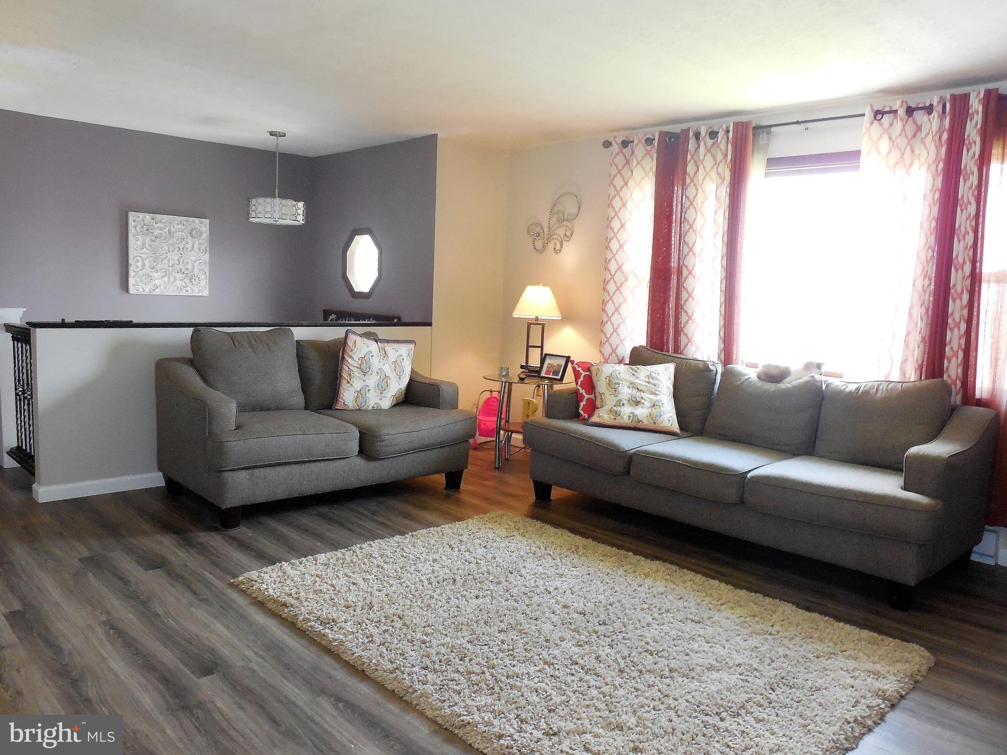 SHERWOOD ACRES - Residential