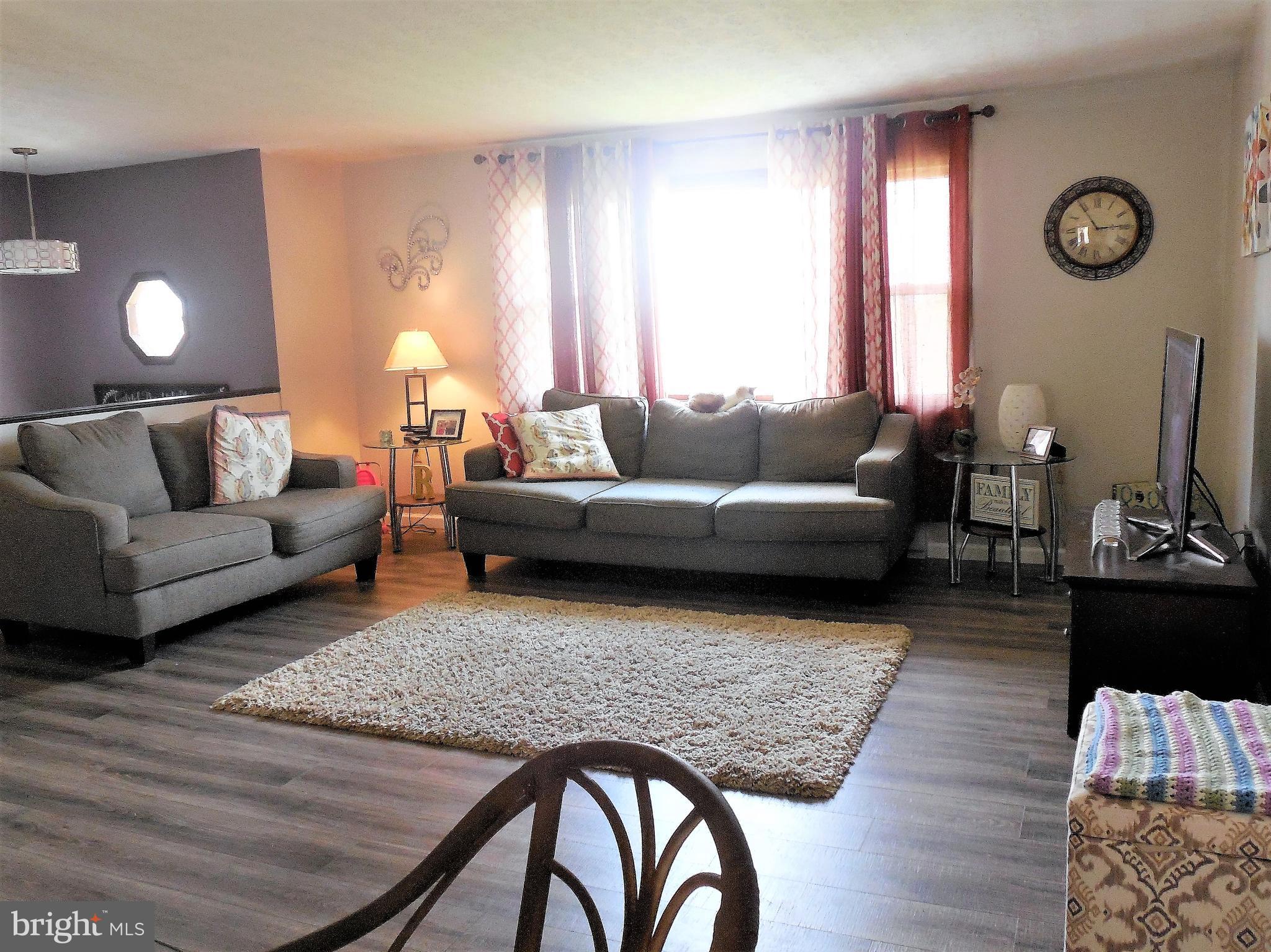 SHERWOOD ACRES - Residential