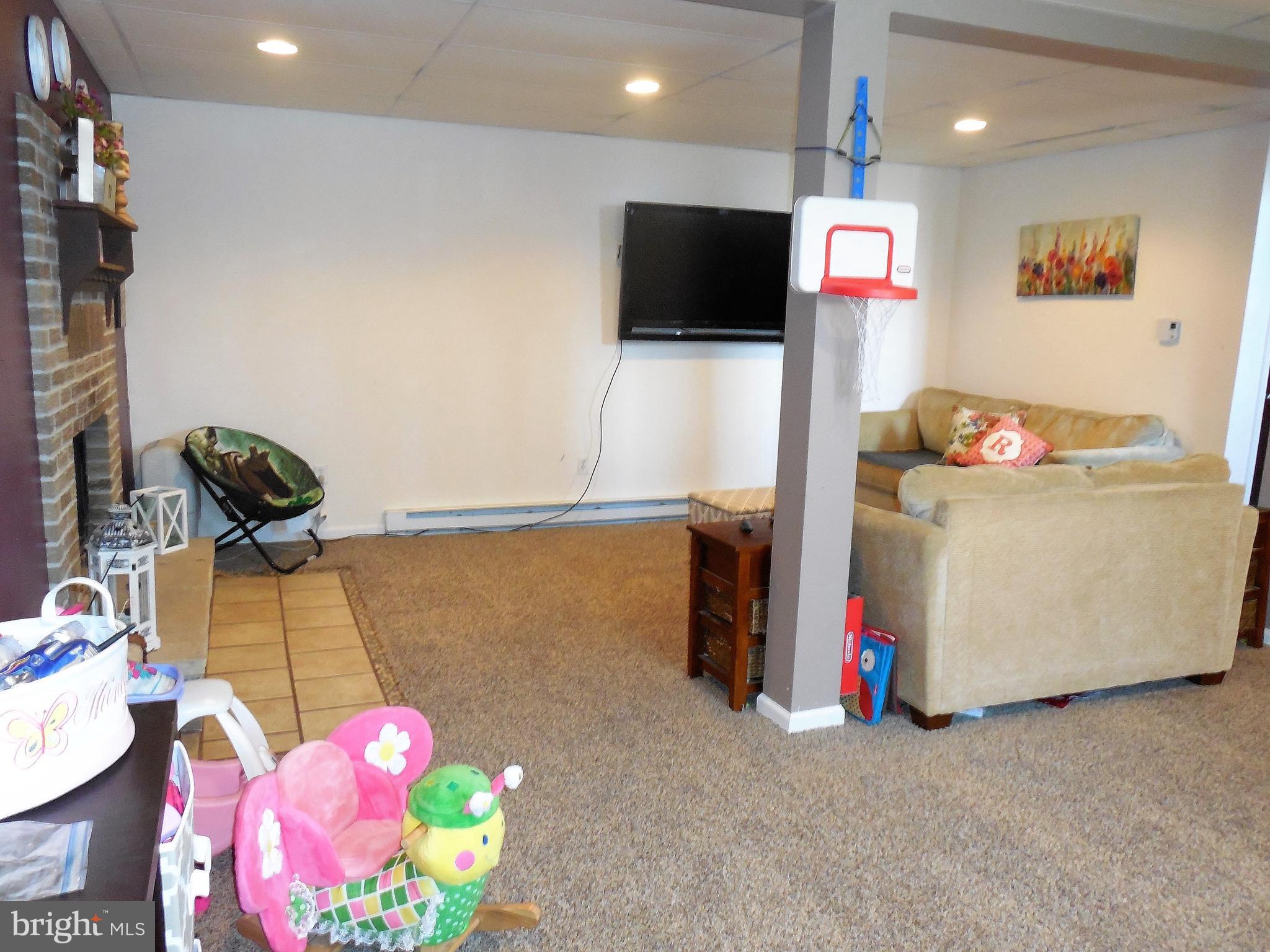 SHERWOOD ACRES - Residential