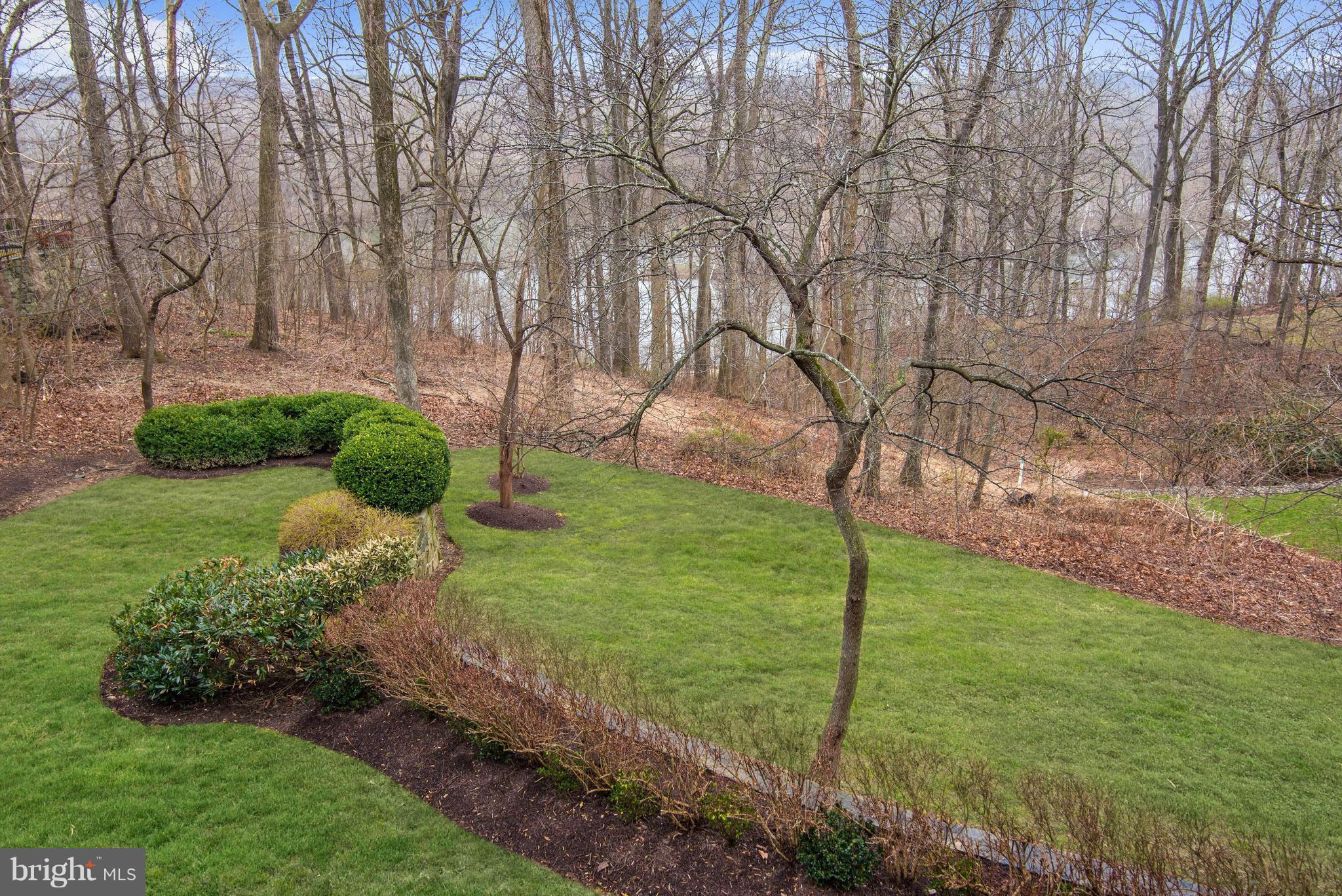 MERRY GO ROUND FARM - Residential