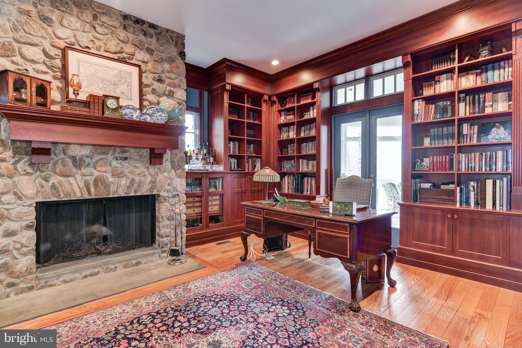 MERRY GO ROUND FARM - Residential