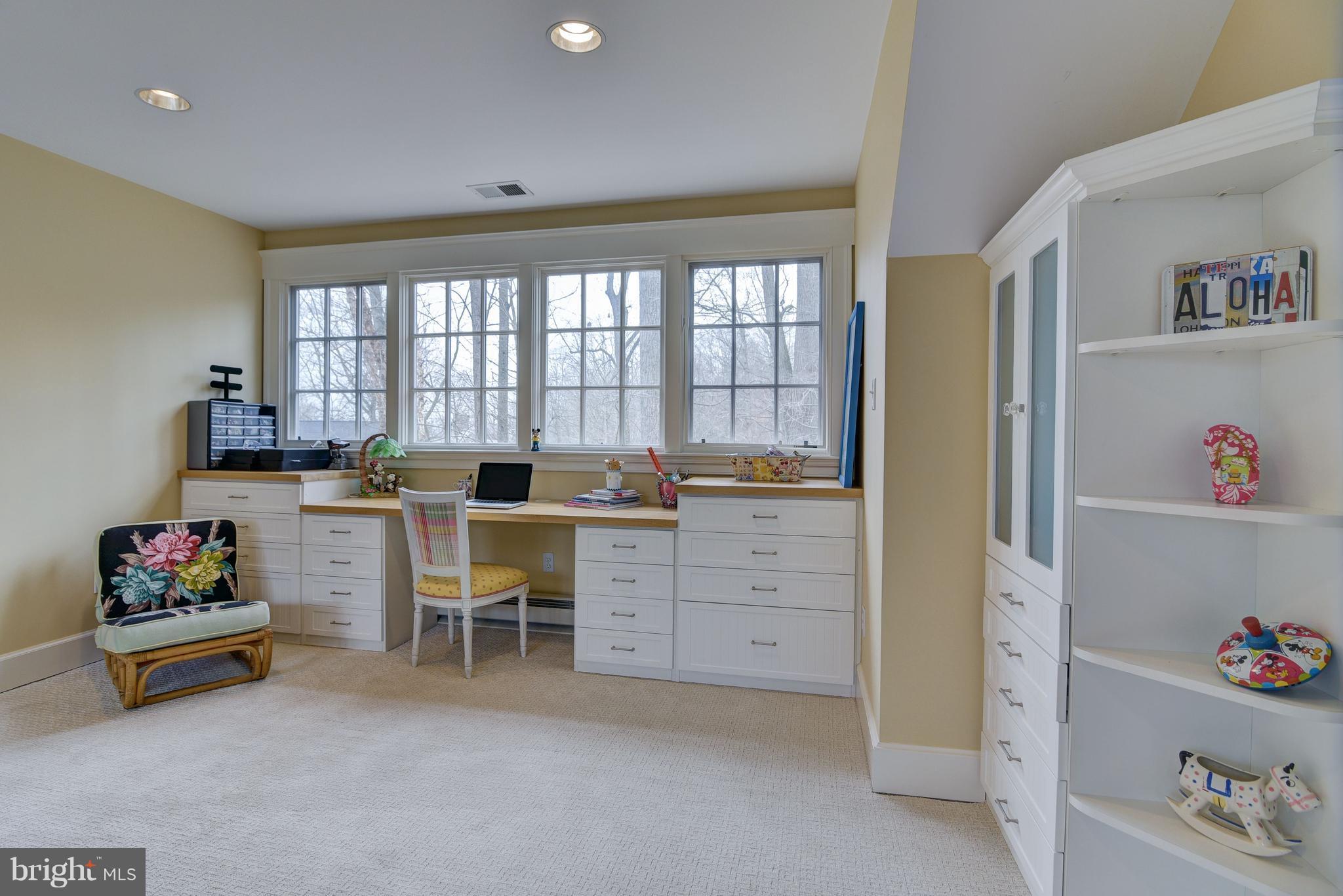 MERRY GO ROUND FARM - Residential