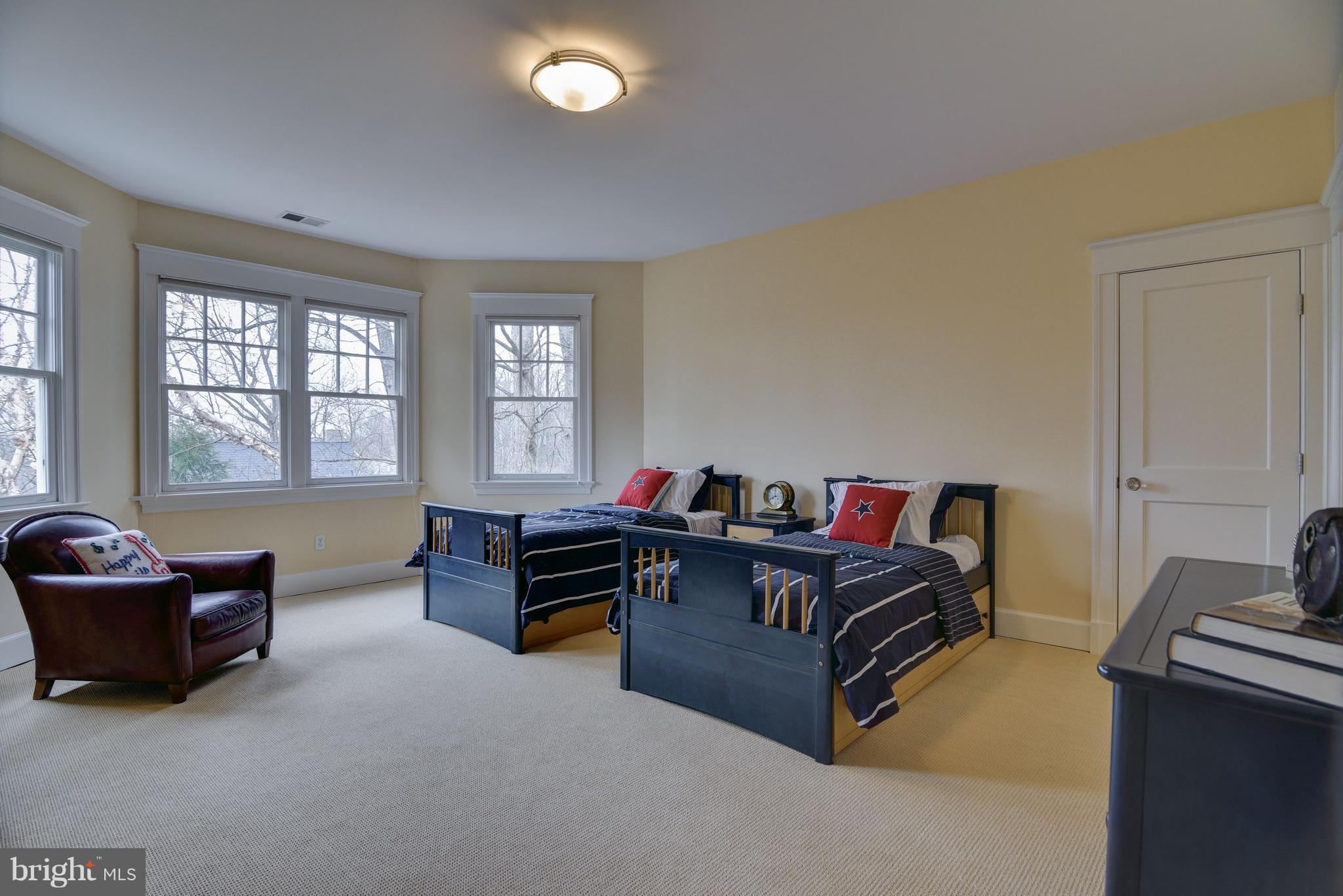 MERRY GO ROUND FARM - Residential