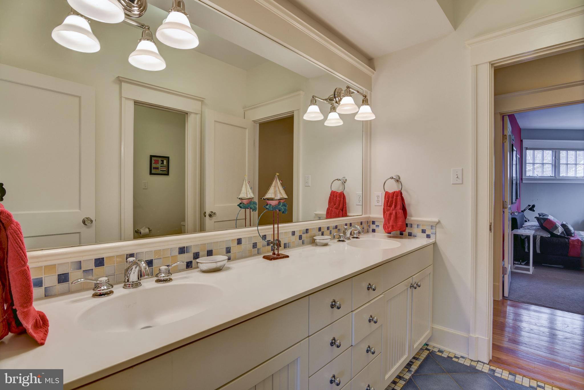 MERRY GO ROUND FARM - Residential