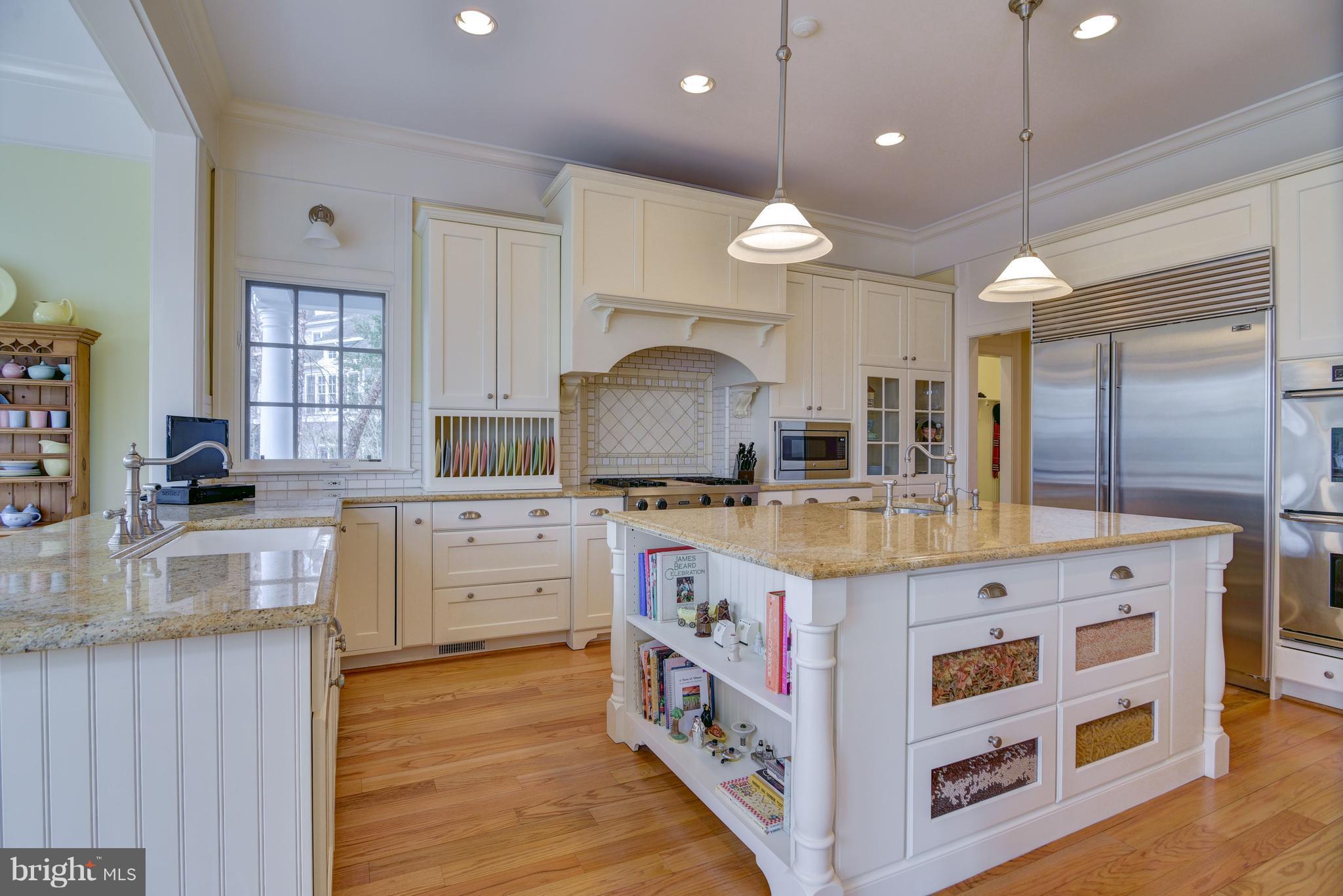 MERRY GO ROUND FARM - Residential