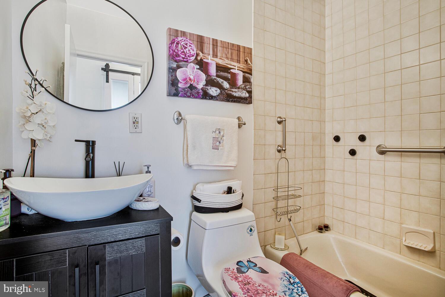 WINDSOR  MILL - Residential