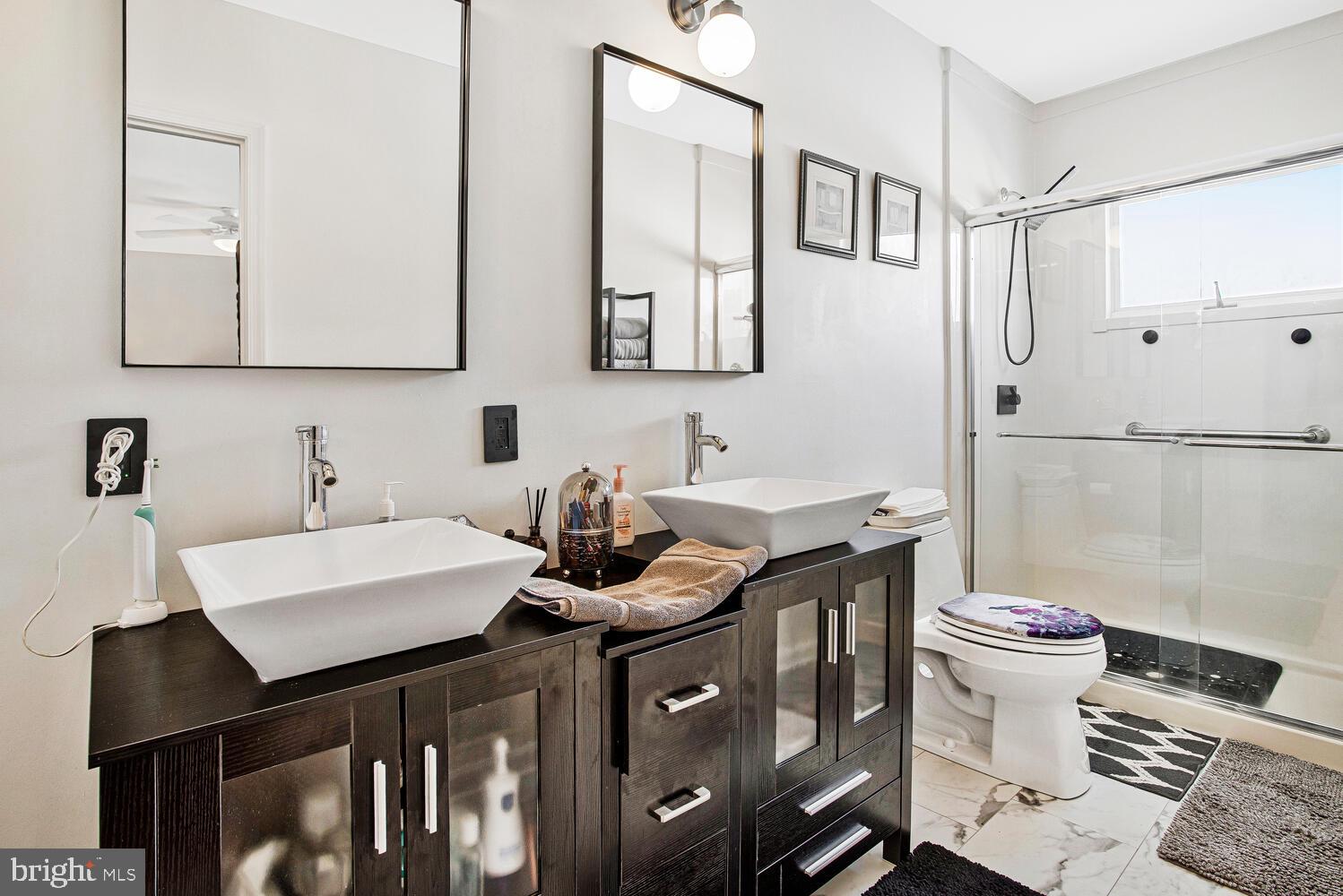 WINDSOR  MILL - Residential