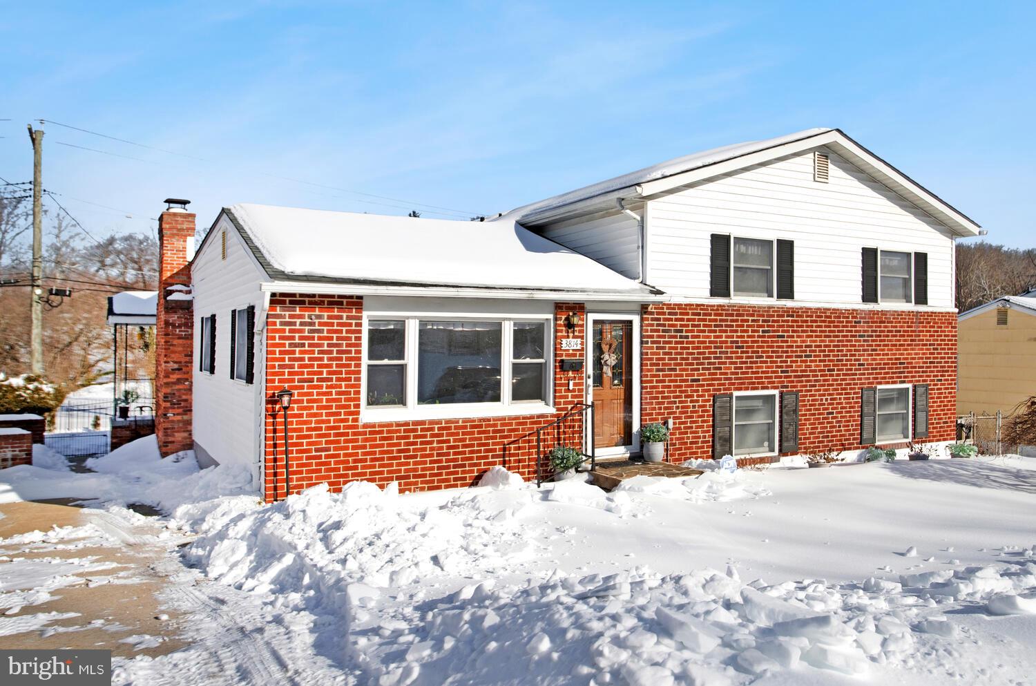 WINDSOR  MILL - Residential