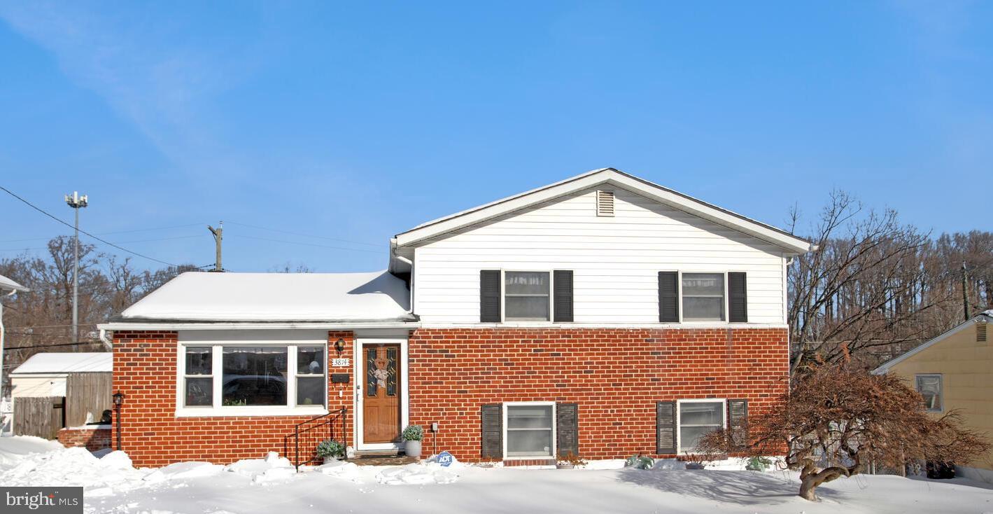 WINDSOR  MILL - Residential