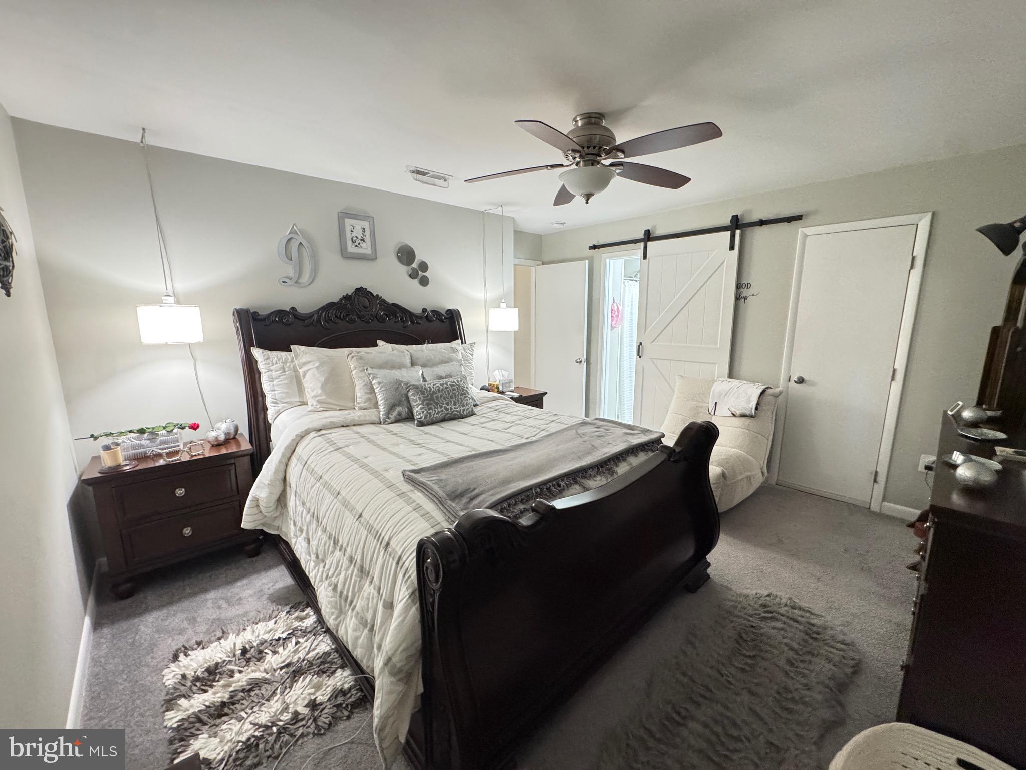 STRAWBERRY HILL EST SUB - Residential