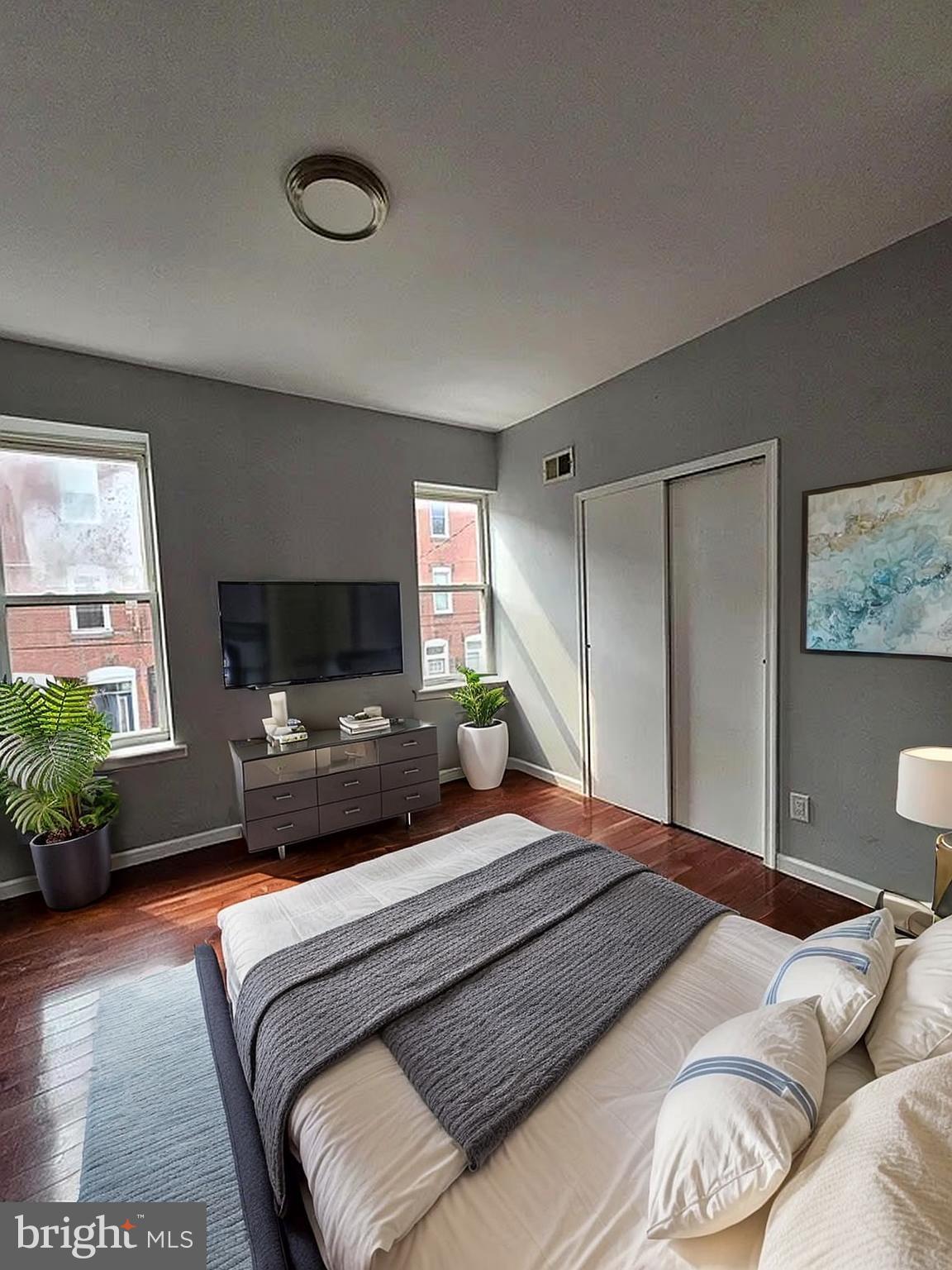 POINT BREEZE - Residential