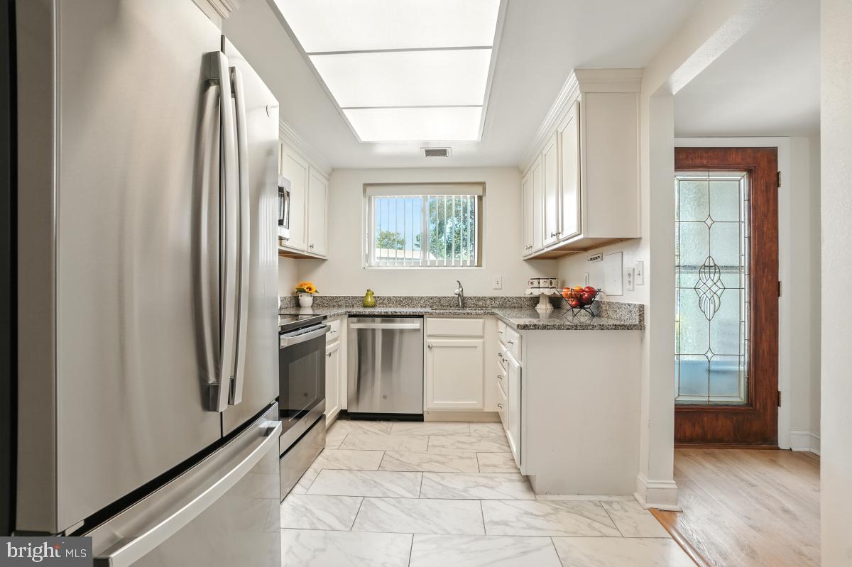 MONTGOMERY MUTUAL COOP - Residential