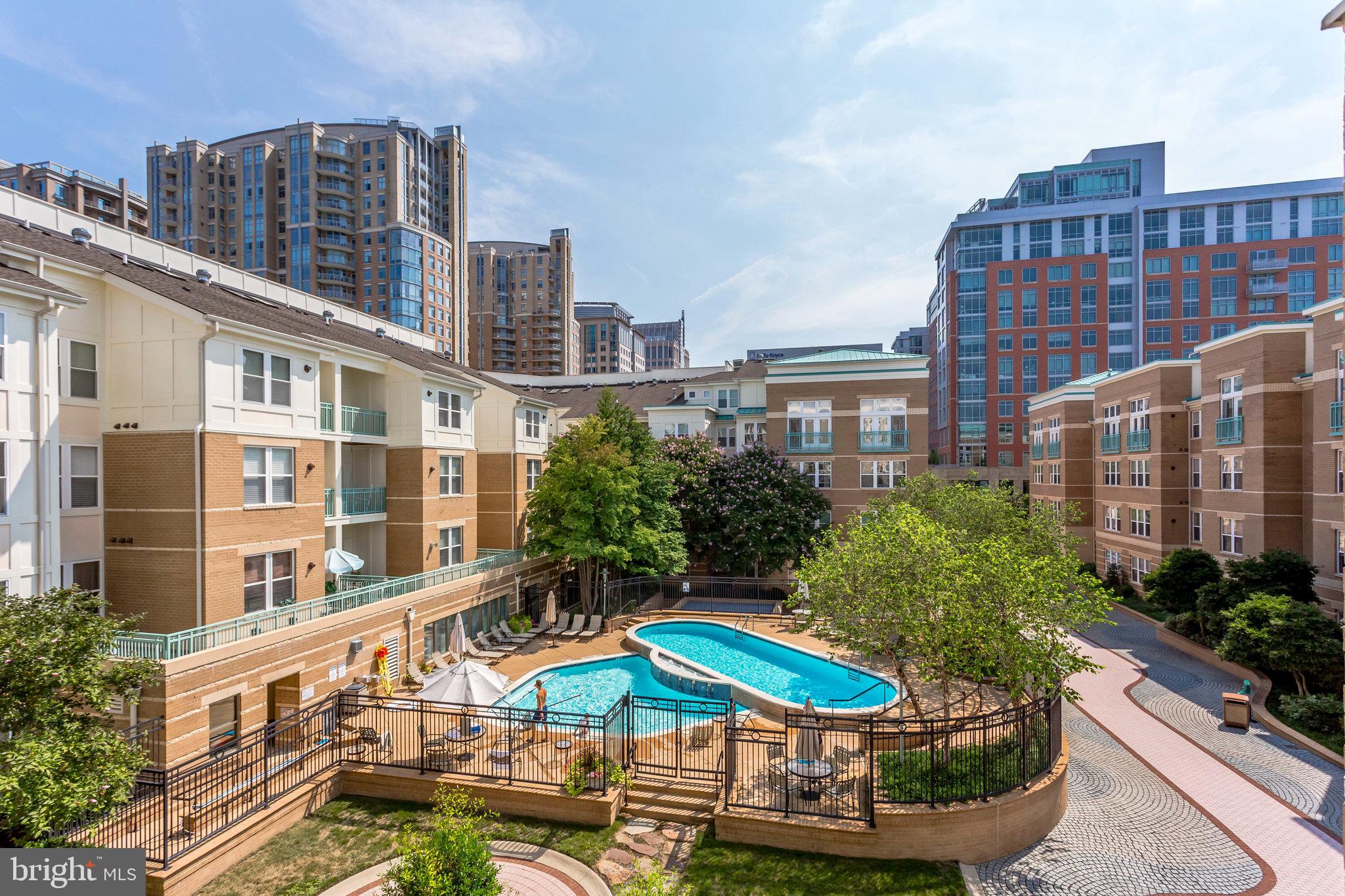 MARKET STREET AT TOWN CENTER - Residential